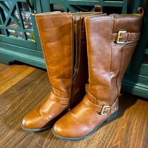 Size 4 Girls knee high boots